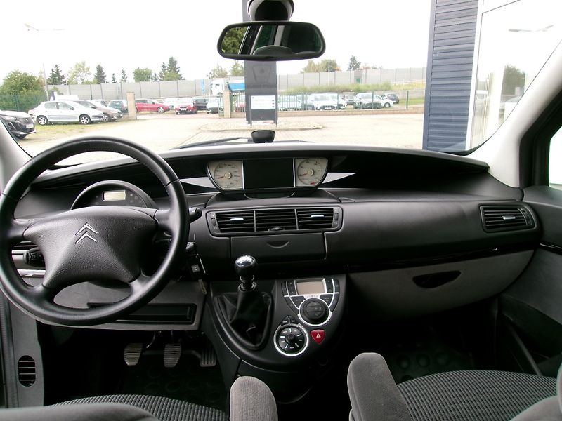 Citroën C8 2.0HDI - fotka 13 z 23
