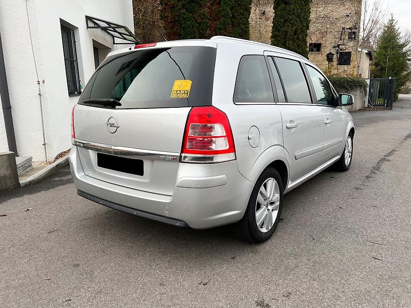 Opel Zafira 1.7 CDTi 92kW - fotka 4 z 15