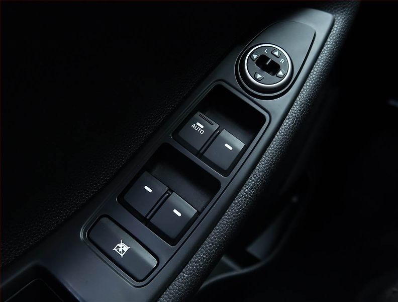 Hyundai i20 (2020) 1.2, ČR,1.maj, Serv.kniha - fotka 16 z 18