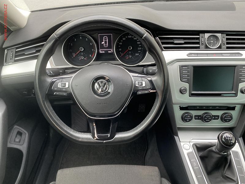 Volkswagen Passat (2015) 1.4 TSi, Comfortline, LED - fotka 11 z 18