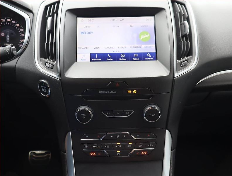 Ford S-MAX (2019) Titanium 2.0 EcoBlue, Automat - fotka 12 z 28