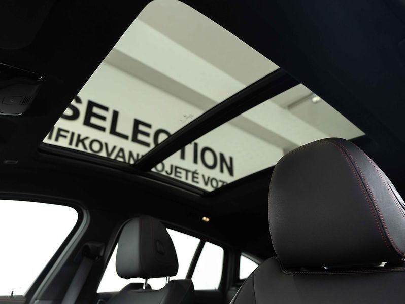 BMW X4 xDrive30d - fotka 21 z 24