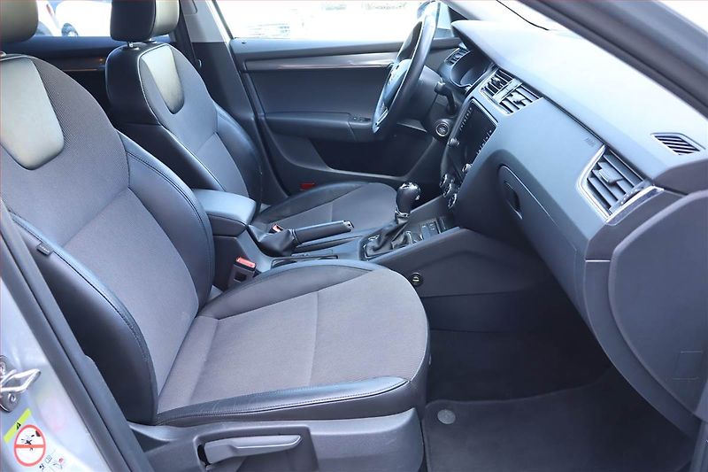 Škoda Octavia (2018) Style 1.8 TSI, 4X4, Automat - fotka 9 z 28