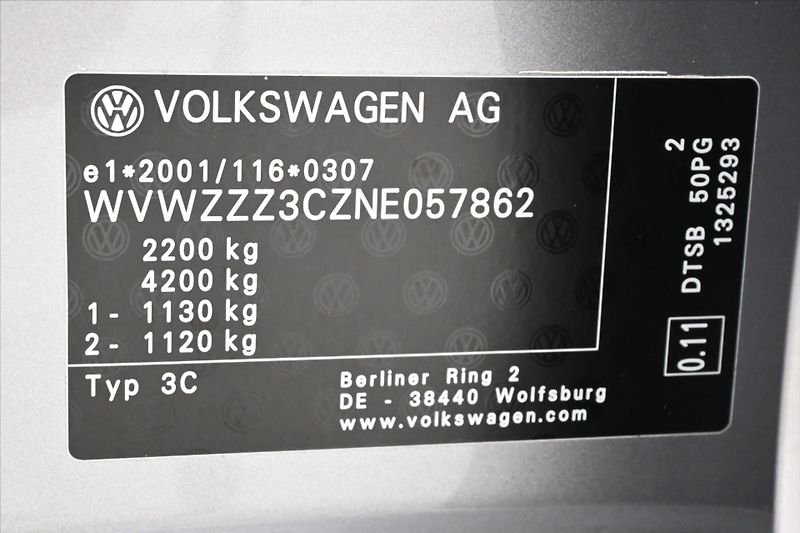 Volkswagen Passat 2,0 TDI 110 kW DSG Business Zá - fotka 12 z 31
