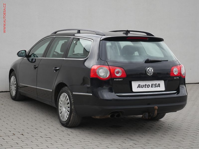 Volkswagen Passat (2010) 2.0TDi, Bixen, navi, STK3/28 - fotka 6 z 16