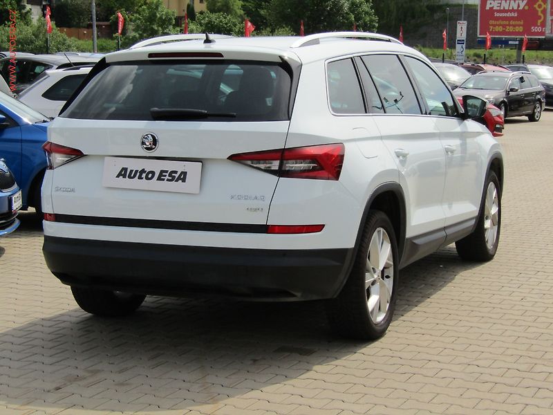 Škoda Kodiaq (2018) 2.0 TDi 4x4, ČR, Style, DSG - fotka 4 z 27