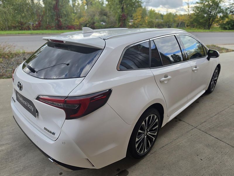 Toyota Corolla (2024) Touring Sport Style 1,8 103kW - fotka 5 z 23