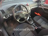 Škoda Octavia (2012) 1.6 TDi, AC, výhřev sed - náhled 2