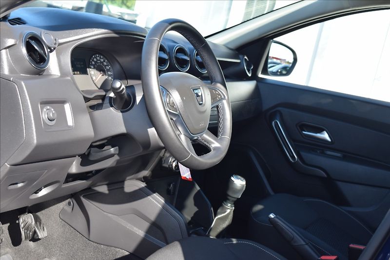 Dacia Duster 1,6 SCe 84KW 1 MAJITEL, TAŽNÉ - fotka 18 z 42