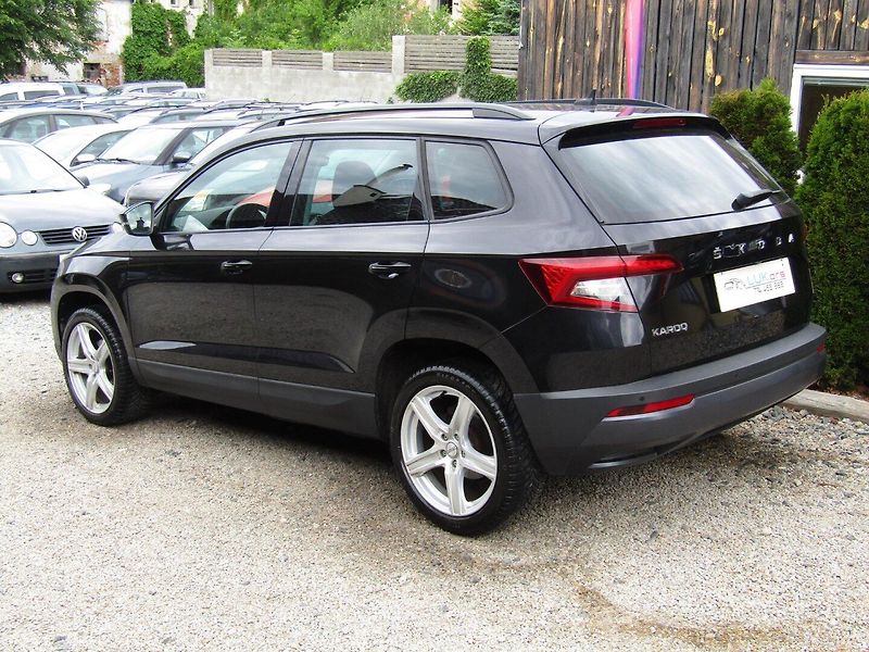 Škoda Karoq (2019) 1.0 TSI 85kW ACC + KAMERA - fotka 5 z 43