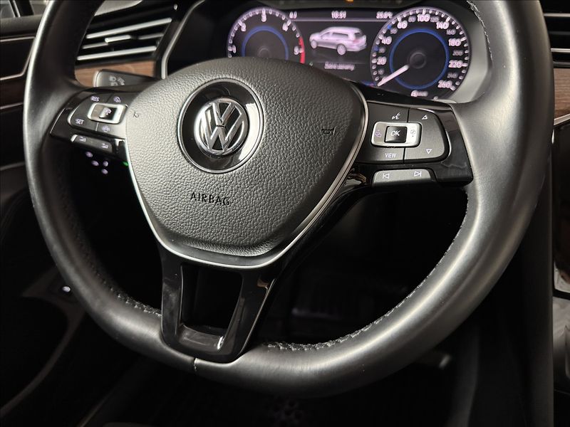 Volkswagen Passat 2,0 TDi  DSG Highline Virtual - fotka 48 z 49