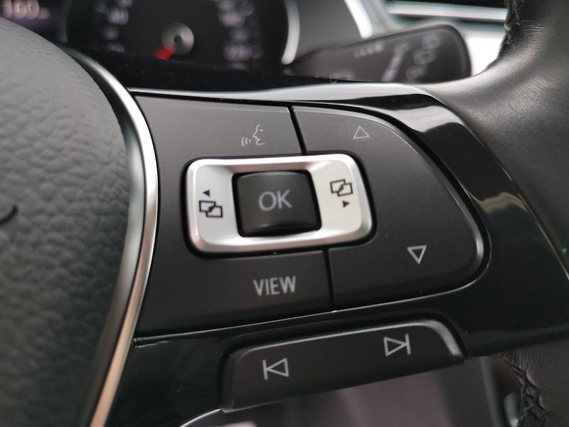 Volkswagen Passat HIGHLINE*110KW*LED*ALCANTARA* - fotka 58 z 85