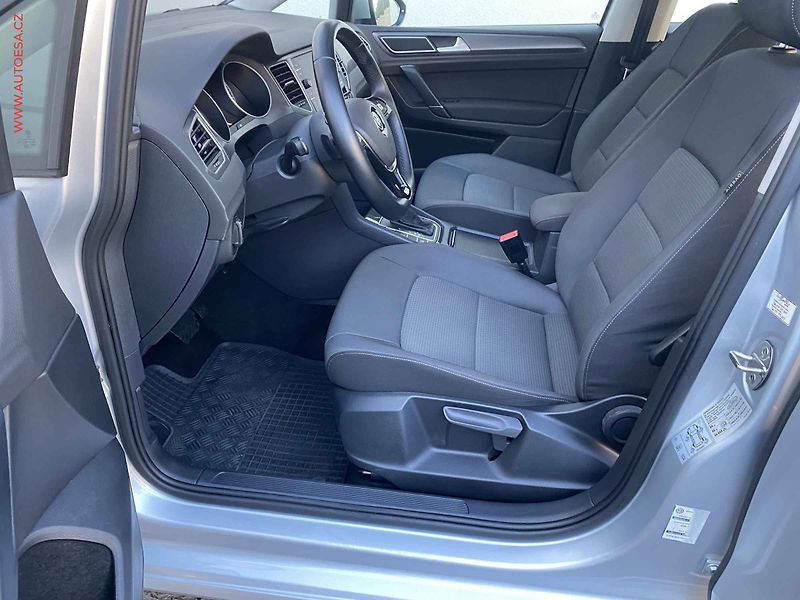 Volkswagen Golf Sportsvan (2019) 1.5TSi, 1.maj,ČR, DSG, navi - fotka 9 z 19