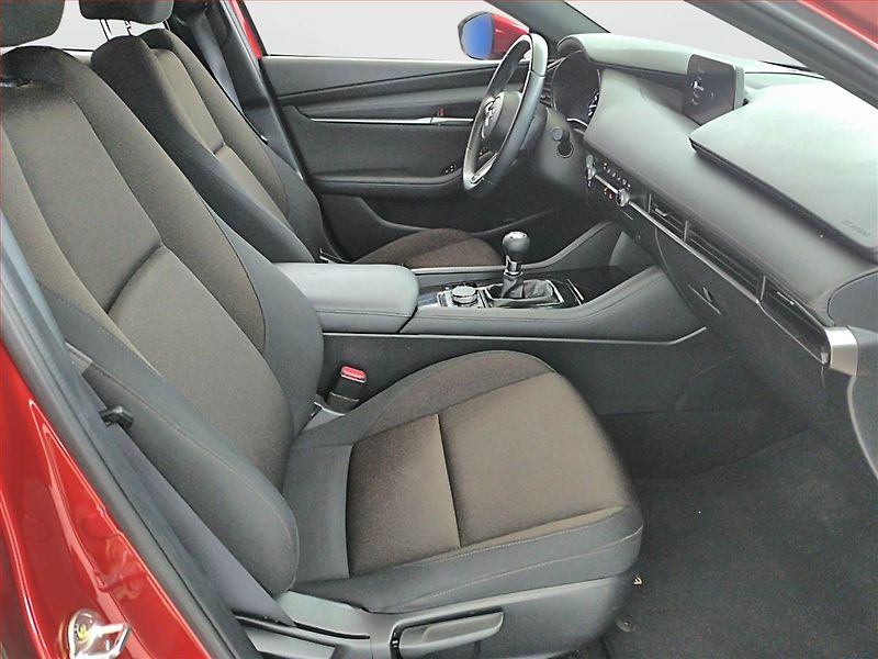 Mazda 3 (2021) 2.0 Skyactiv-G - fotka 9 z 16
