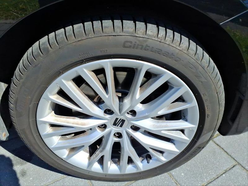 Seat Leon 2,0 TDI TAŽNÉ KAMERA - fotka 9 z 10