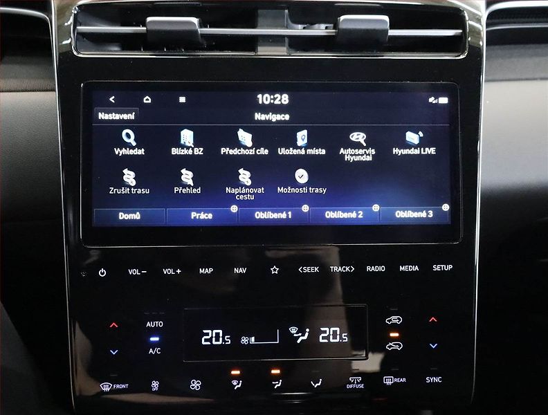 Hyundai Tucson (2023) 1.6 T-GDI - fotka 16 z 26
