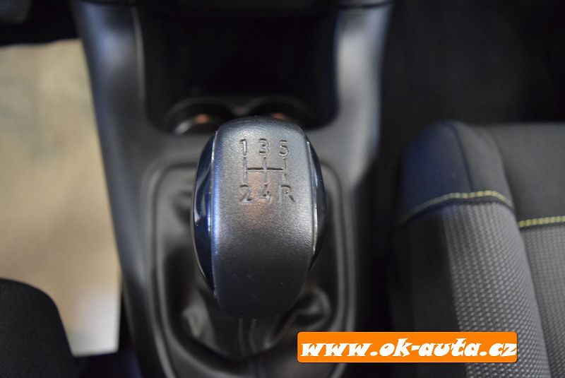 Citroën C3 1.2 PURETECH NAVI 2022-DPH - fotka 35 z 48