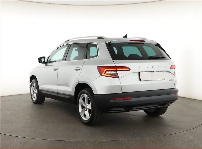 Škoda Karoq (2021) Style 1.5 TSI - fotka 4 z 30