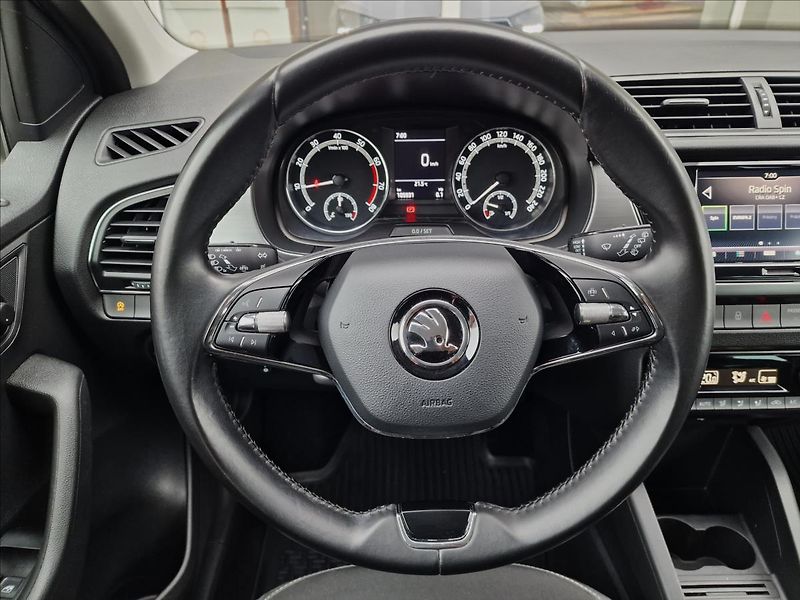 Škoda Fabia 1.0 TSI Style,původ ČR,1.Maj. - fotka 21 z 49