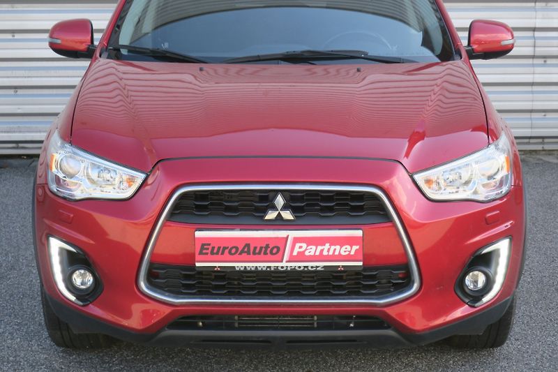 Mitsubishi ASX (2015) INTENSE+ 1.6 DI-D 4WD - fotka 6 z 50