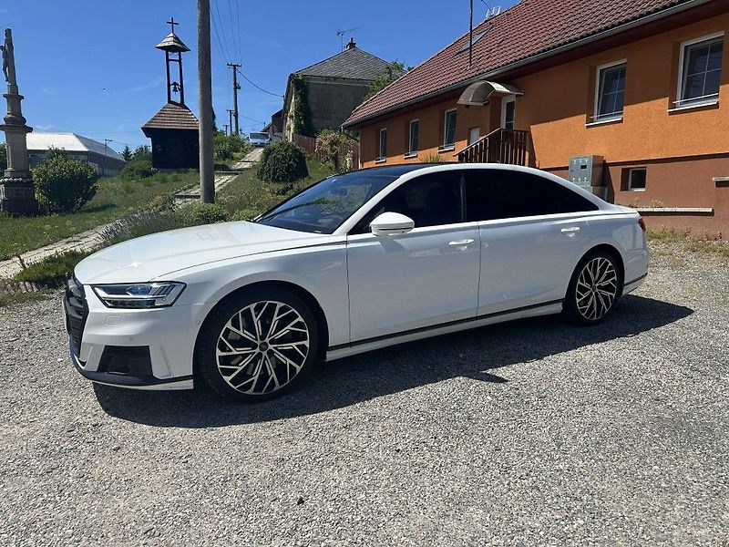 Audi A8 60 TDI V8 Quattro 320kW - fotka 8 z 32