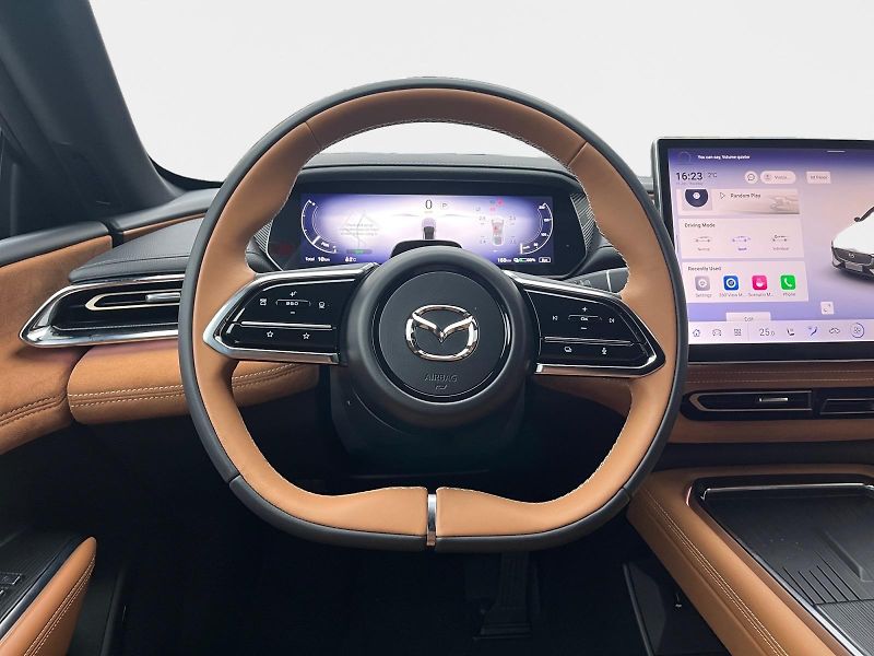 Mazda 6e (2025) EV 245k/LONG RANGE/TAKUMI PLUS - fotka 12 z 15
