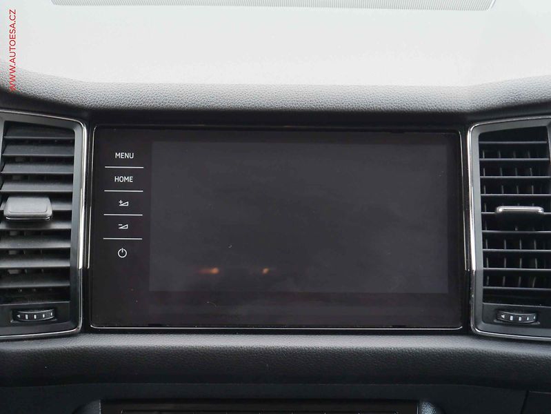 Škoda Kodiaq (2019) 1.5TSi, 2.maj, Navi, TZ - fotka 11 z 15