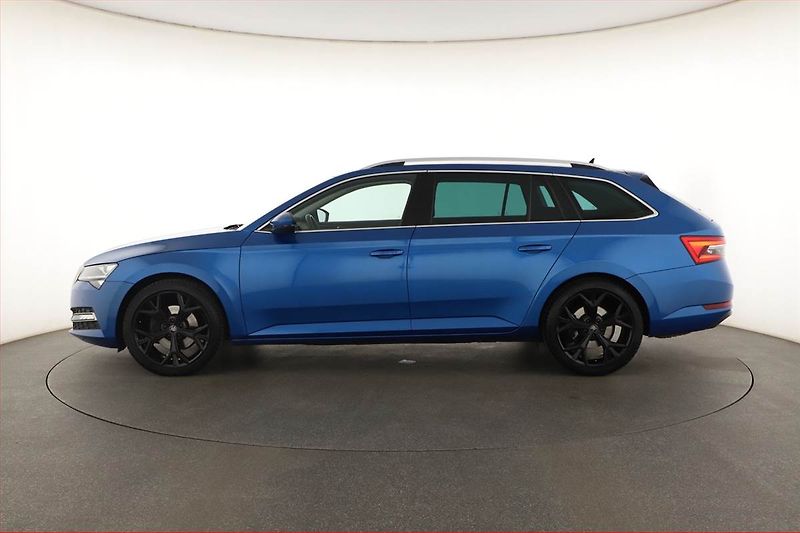 Škoda Superb (2020) 2.0 TDI, Automat, Navi - fotka 3 z 20