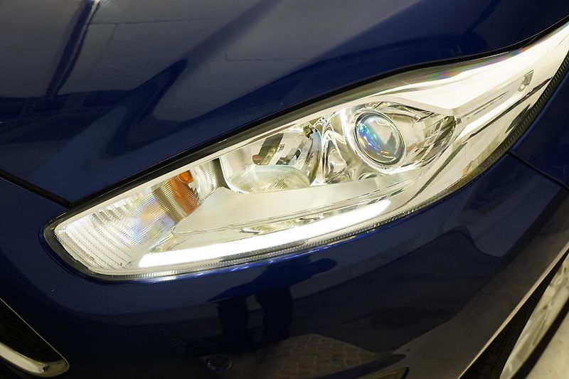 Ford Fiesta - fotka 9 z 27