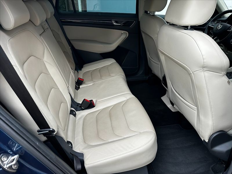 Škoda Kodiaq 2,0 FSI 158kW-4x4-CZ-servis-vý - fotka 14 z 51