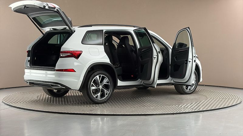 Škoda Kodiaq 2.0 TDI DSG 4x4 Sportline - fotka 6 z 31