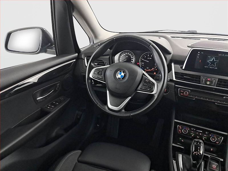 BMW Řada 2 (2019) 218i Gran Tourer, Automat - fotka 7 z 20
