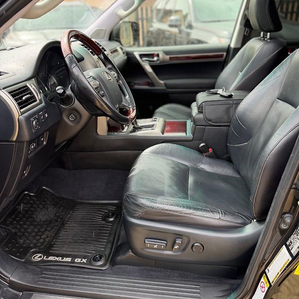 Lexus GX 460 (2016) - fotka 10 z 31