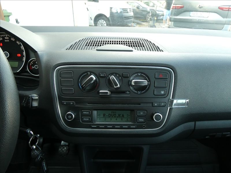 Škoda Citigo 1,0 MPi Elegance,2xkola,1.maji - fotka 24 z 41