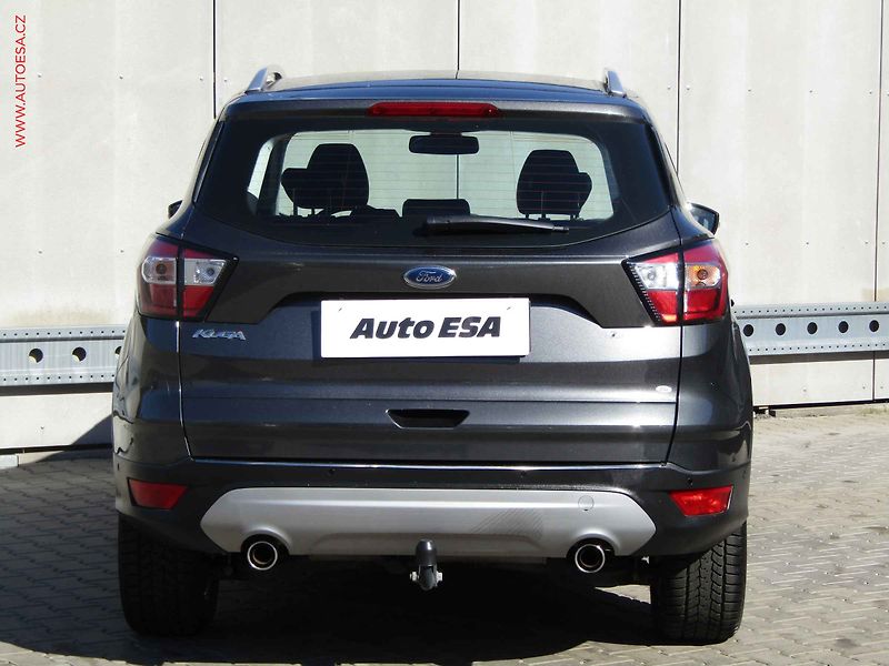 Ford Kuga (2019) 1.5 EB, 1.maj,ČR, Titanium - fotka 5 z 22