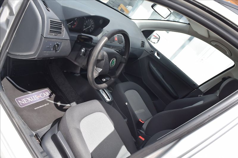 Škoda Fabia 1,4 i 55KW NOVÁ STK AUTOMAT - fotka 15 z 44