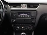 Škoda Octavia (2013) Elegance 1.6 TDI, Serv.kniha - náhled 10