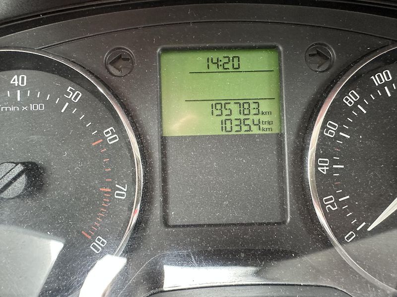 Škoda Fabia (2012) 1.2 TSi 63kW Serv. historie - fotka 23 z 23