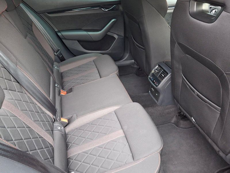 Škoda Octavia (2021) RS DSG 2,0TDi 147kW - fotka 18 z 34