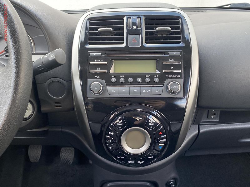 Nissan Micra (2017) 1.2 i, Acenta, výhřev sed - fotka 12 z 15