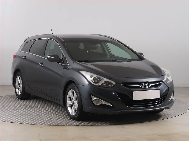 Hyundai i40 (2012) 1.7 CRDI, Tempomat - fotka 1 z 16