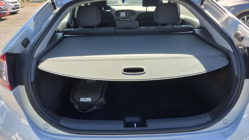 Hyundai Ioniq ELECTRIC DRIVE 88KW STYLE  - fotka 15 z 48