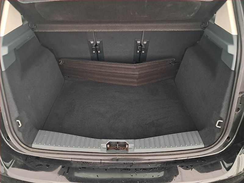 Ford C-MAX (2013) 1.6 TDCi, Vyhř. sedaček - fotka 13 z 18