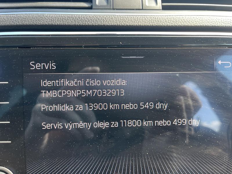 Škoda Superb 2.0 TSi Dsg 4x4 STYLE-DPH-ČR ! - fotka 48 z 54