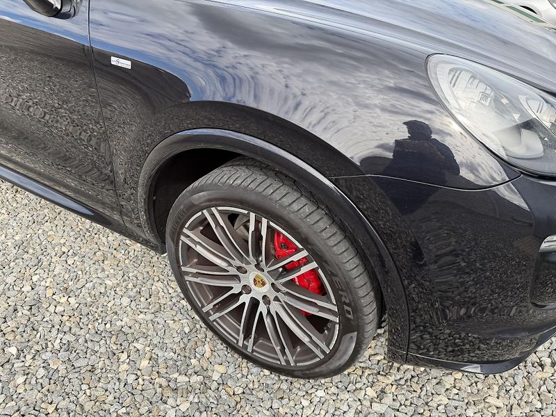 Porsche Cayenne 3.0TDI V6 265PS 4x4 GTS PAKET! - fotka 68 z 159