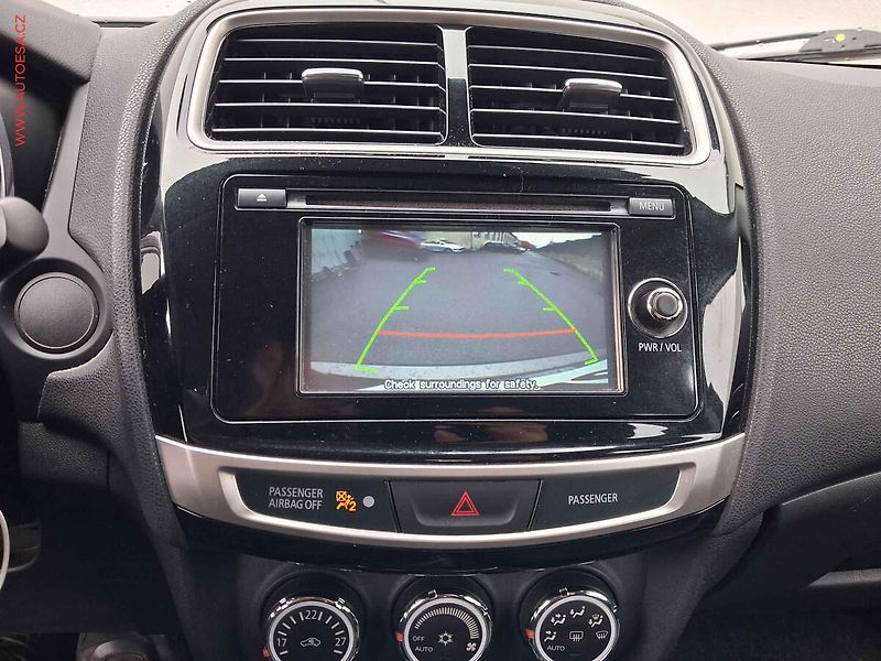 Mitsubishi ASX (2015) 1.6 MIVEC, Kamera, +kola - fotka 15 z 16