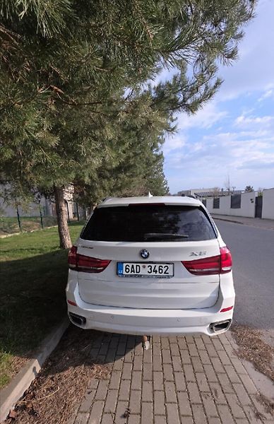BMW X5 (2017) Prodám BMW X5 xDrive 30d - fotka 3 z 30