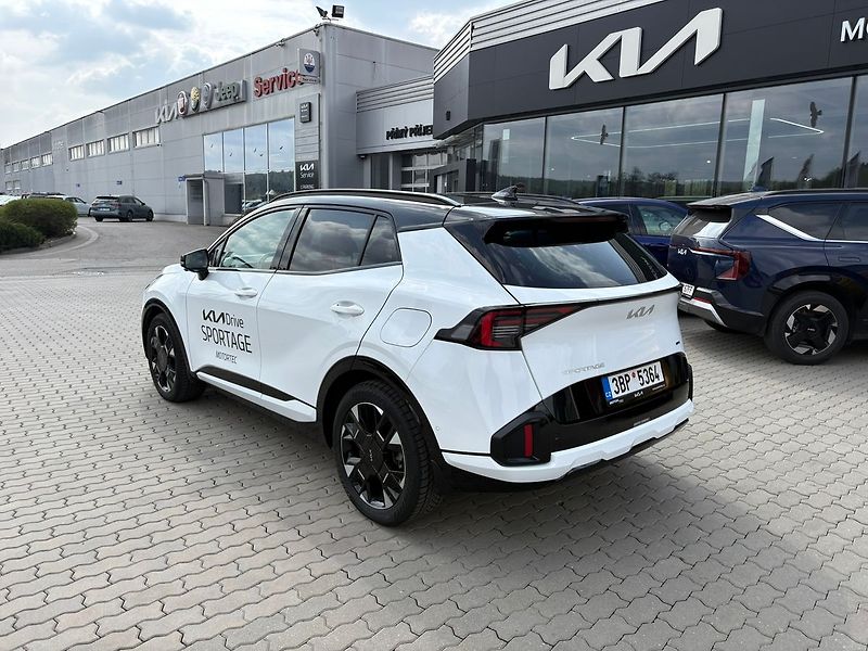 Kia Sportage (2025) 1,6 T-GDi GPF 4x4 7DCT GT-LINE - fotka 5 z 23