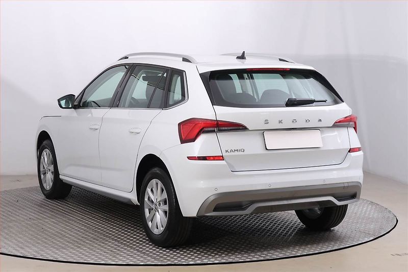 Škoda Kamiq (2023) Style 1.0 TSI - fotka 4 z 18