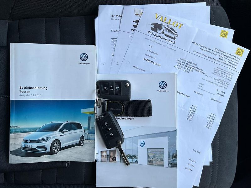 Volkswagen Touran (2019) 1.6TDi COMFORTLINE 7-míst - fotka 21 z 37